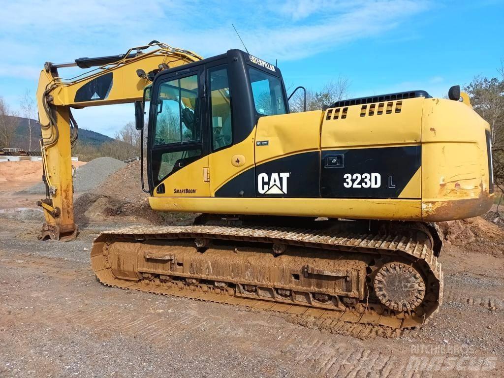 CAT 323 DL Bageri gusjeničari