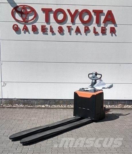 Toyota LPE 250 Ručni električni viličar