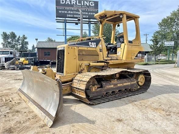CAT D3G LGP Buldožeri gusjeničari