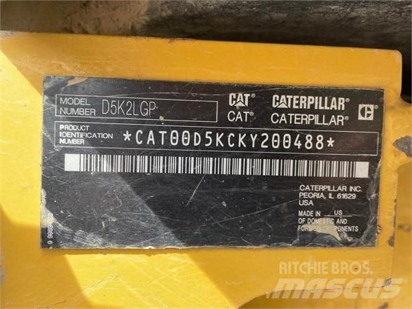 CAT D5K2 LGP Buldožeri gusjeničari