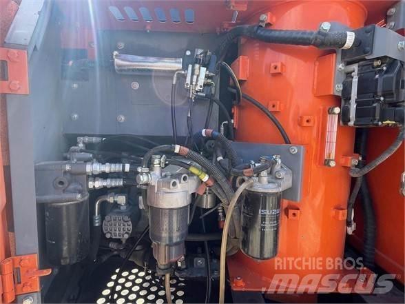Hitachi ZX120 Bageri gusjeničari
