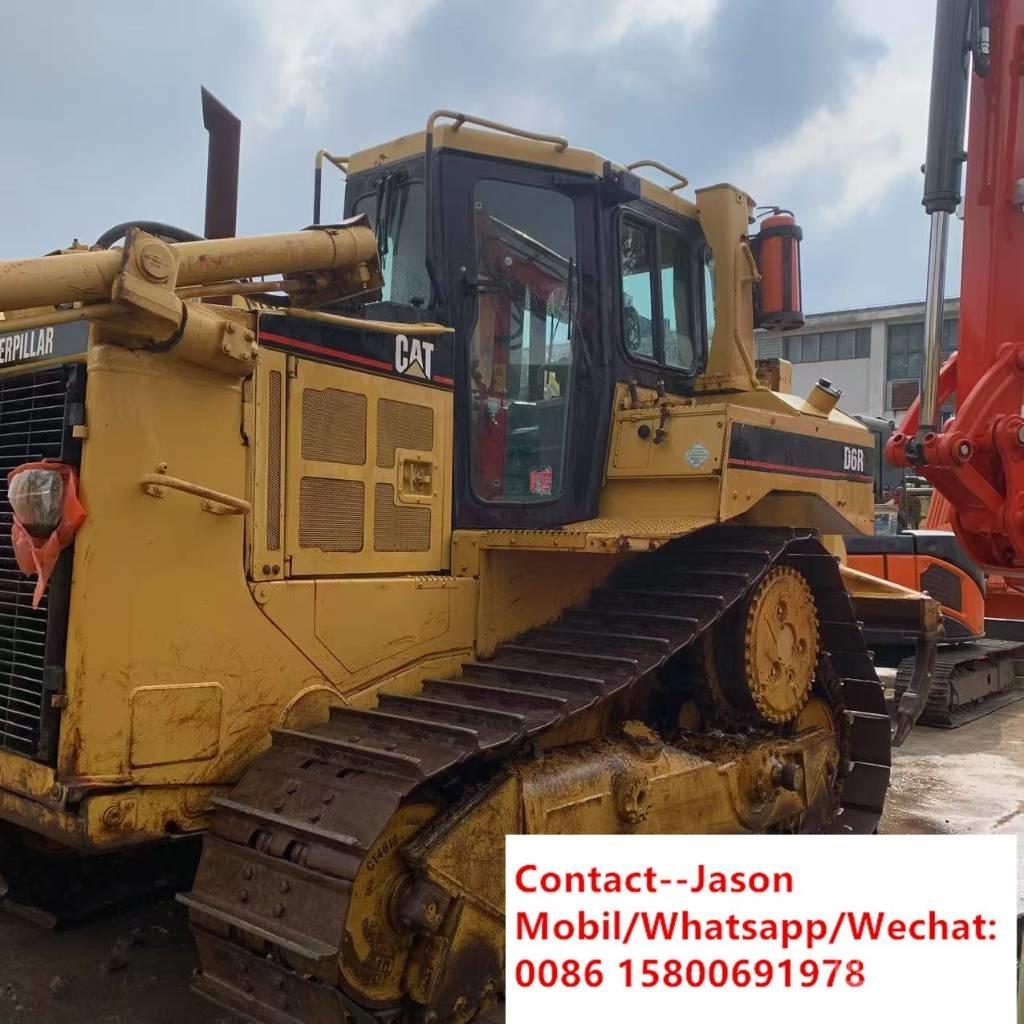 CAT D 6 R III Buldožeri gusjeničari
