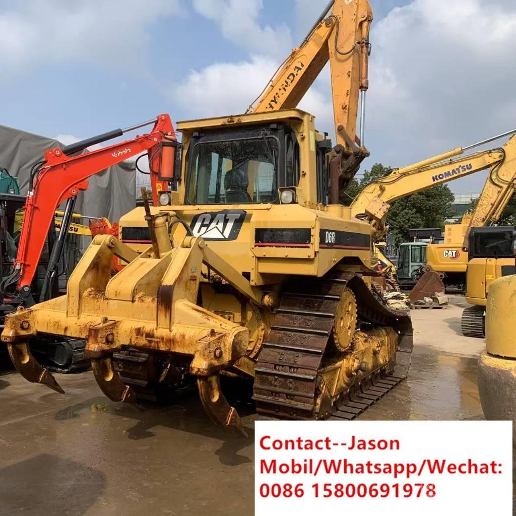 CAT D 6 R III Buldožeri gusjeničari