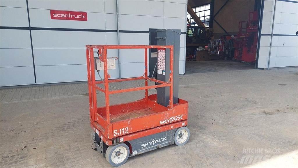 SkyJack SJ12 Vertikalne radne podizne platforme