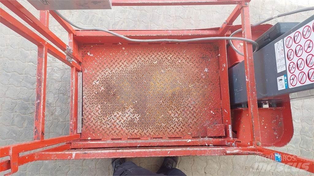 SkyJack SJ12 Vertikalne radne podizne platforme