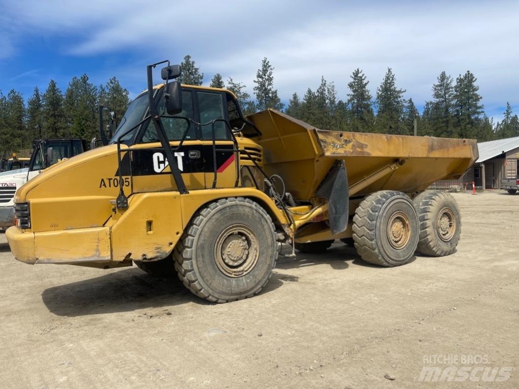CAT 725 Zglobni demperi