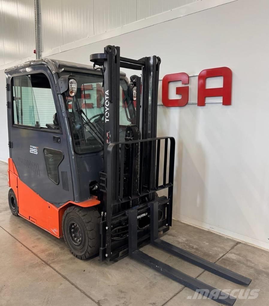 Toyota 10939 - 8FBMT25 Električni viličari