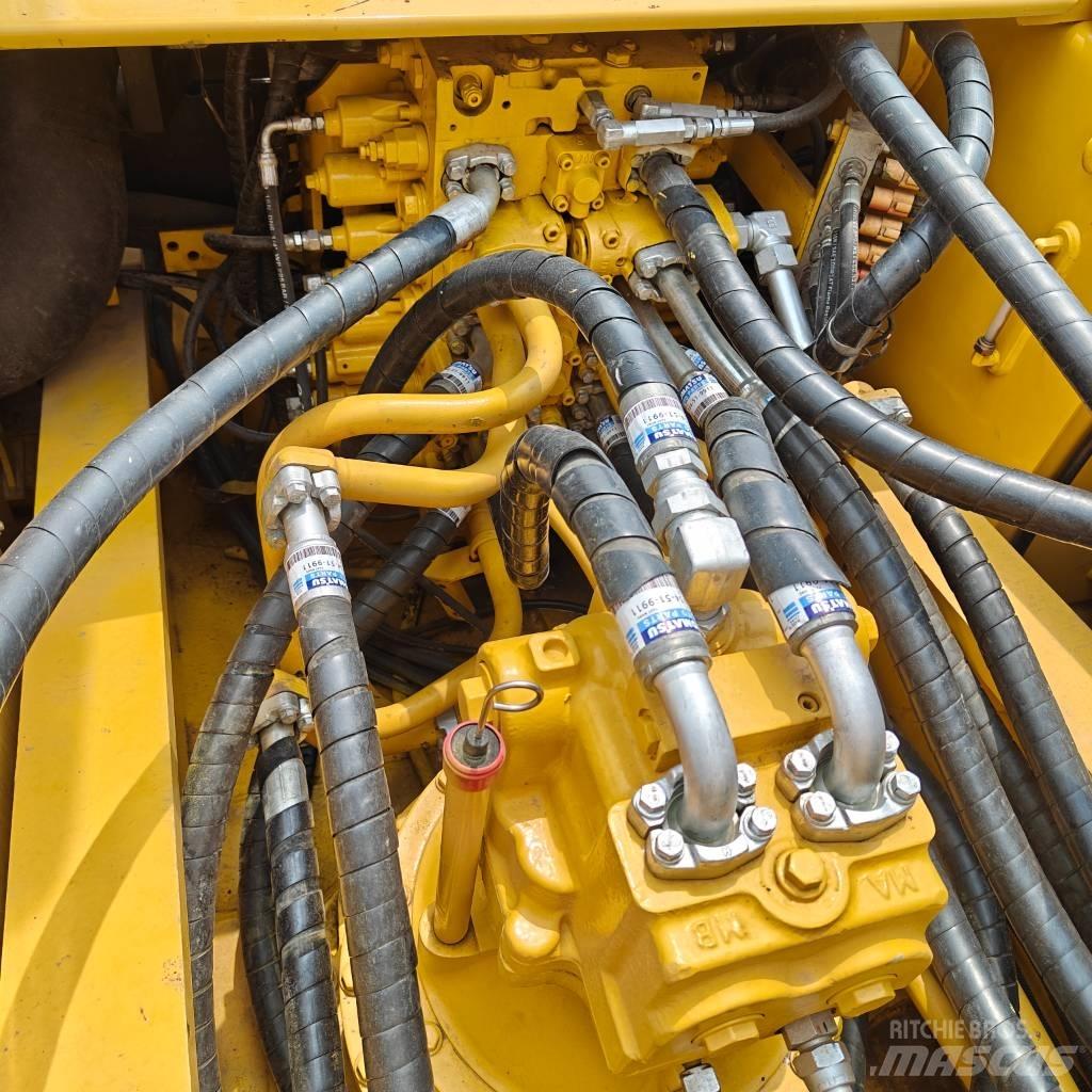 Komatsu 350-7 Bageri gusjeničari