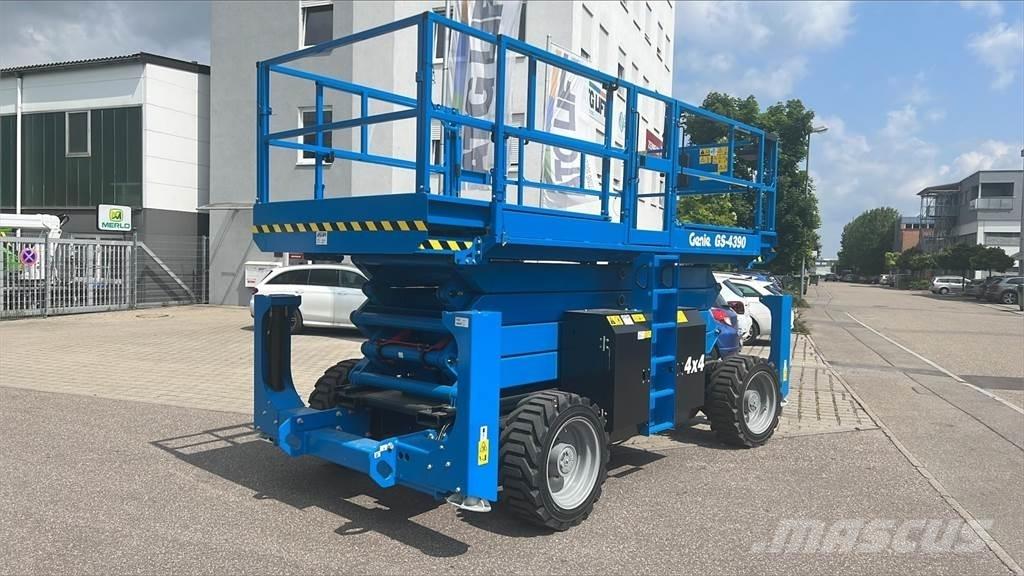Genie GS-4390RT Škaraste platforme