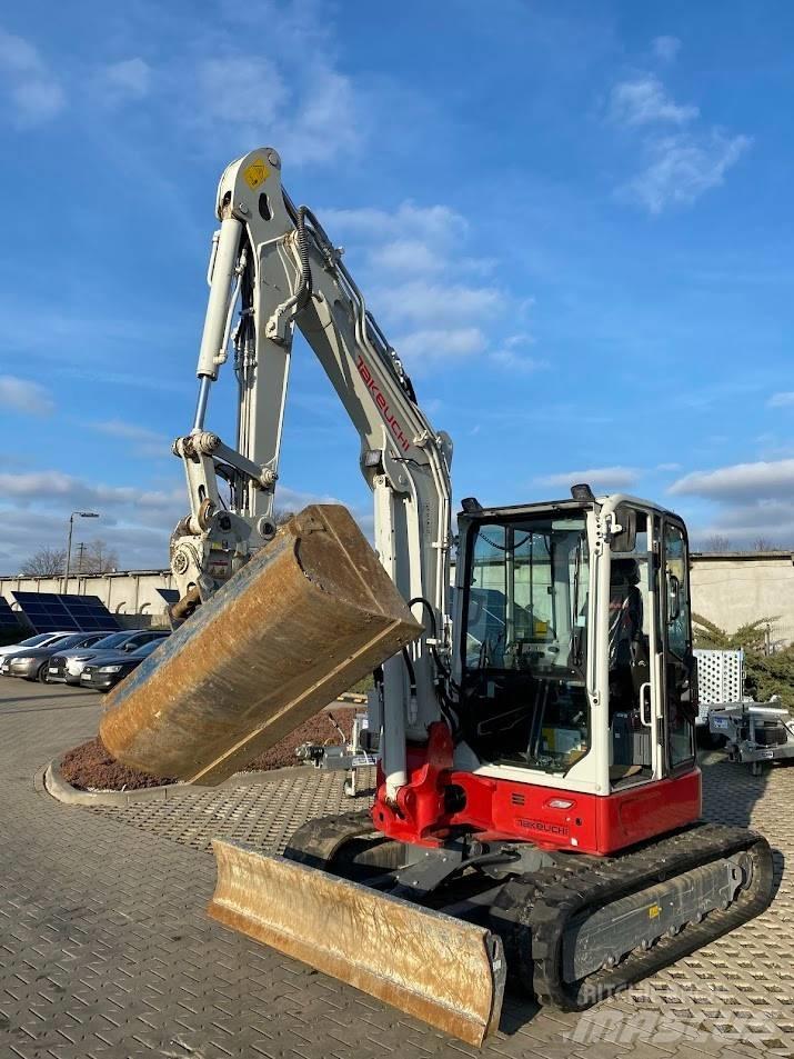 Takeuchi TB350R V2 Mini bageri <7t
