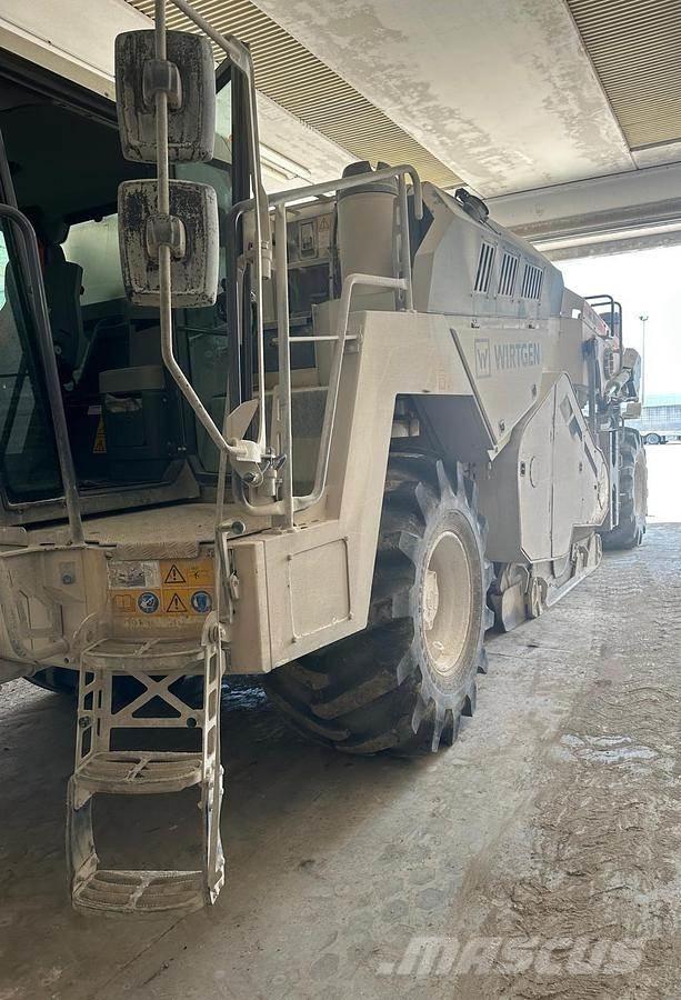 Wirtgen WR250i Uređaji za recikliranje asfalta