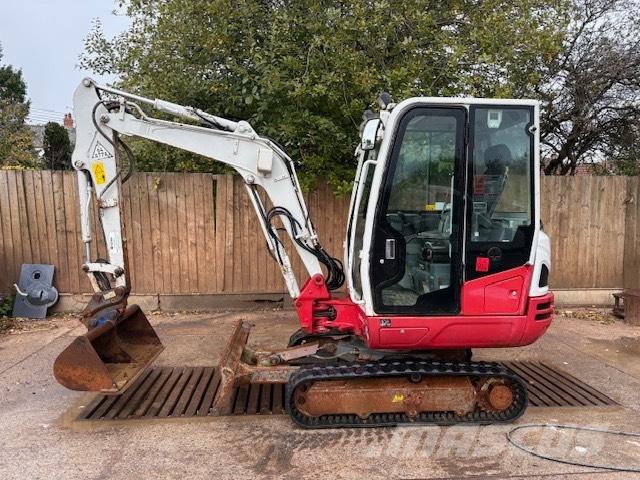 Takeuchi TB 230 Mini bageri <7t