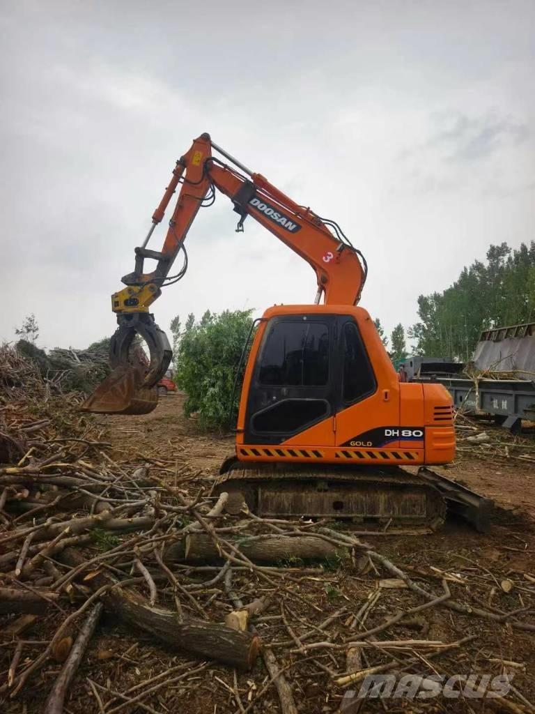 Doosan DH 80 Bageri gusjeničari