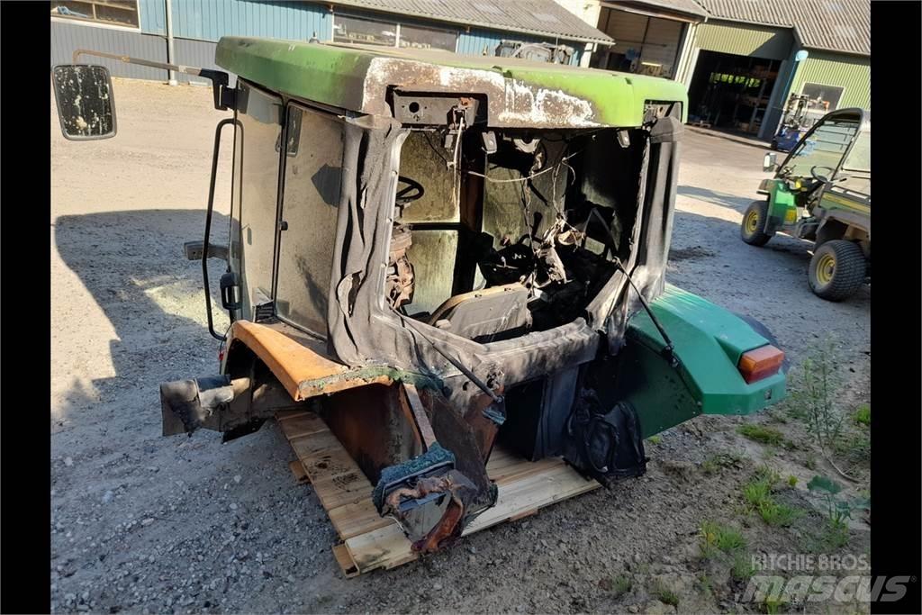 John Deere 6600 Traktori