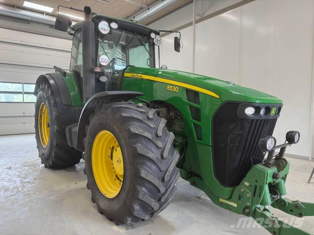 John Deere 8530 Traktori