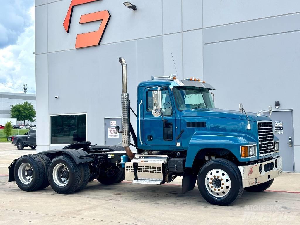Mack Pinnacle Traktorske jedinice