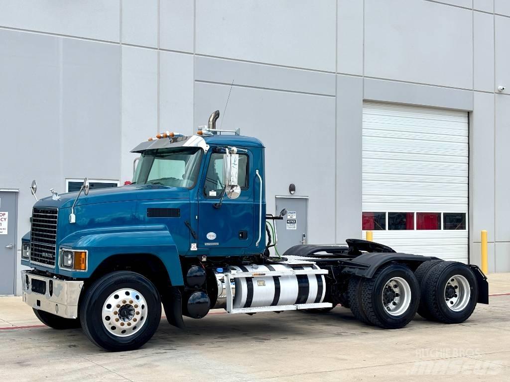 Mack Pinnacle Traktorske jedinice