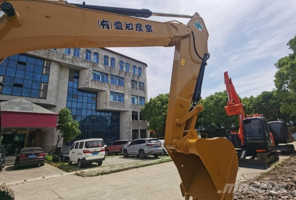 CAT 325 D Bageri gusjeničari