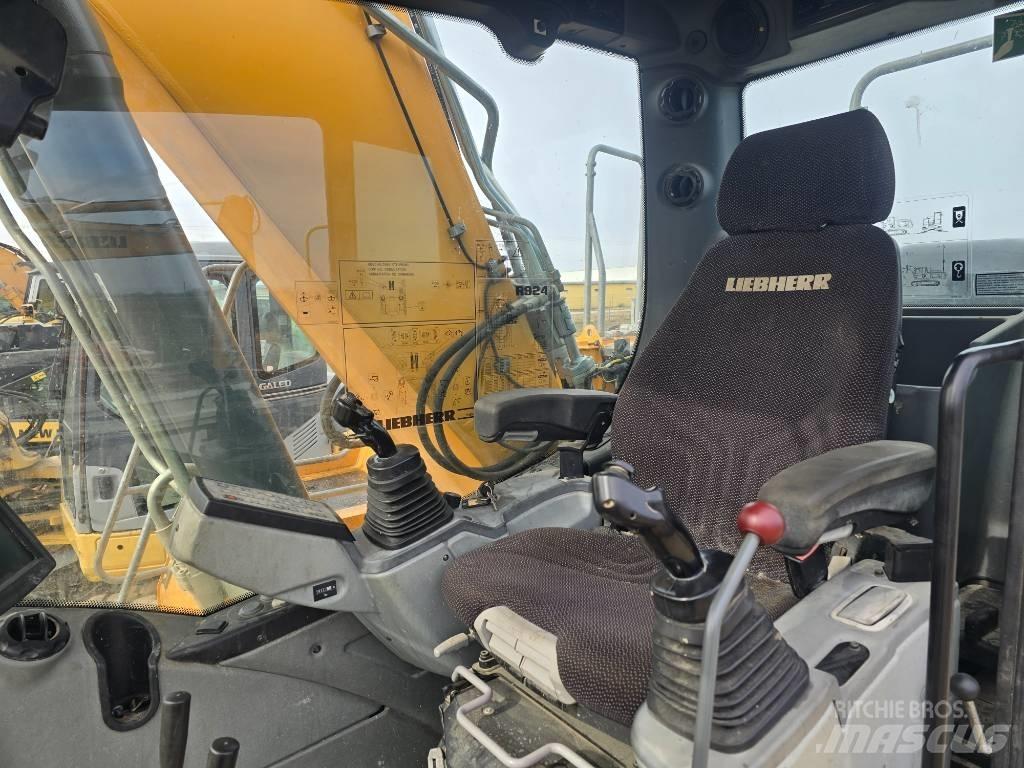 Liebherr R 924 Bageri gusjeničari