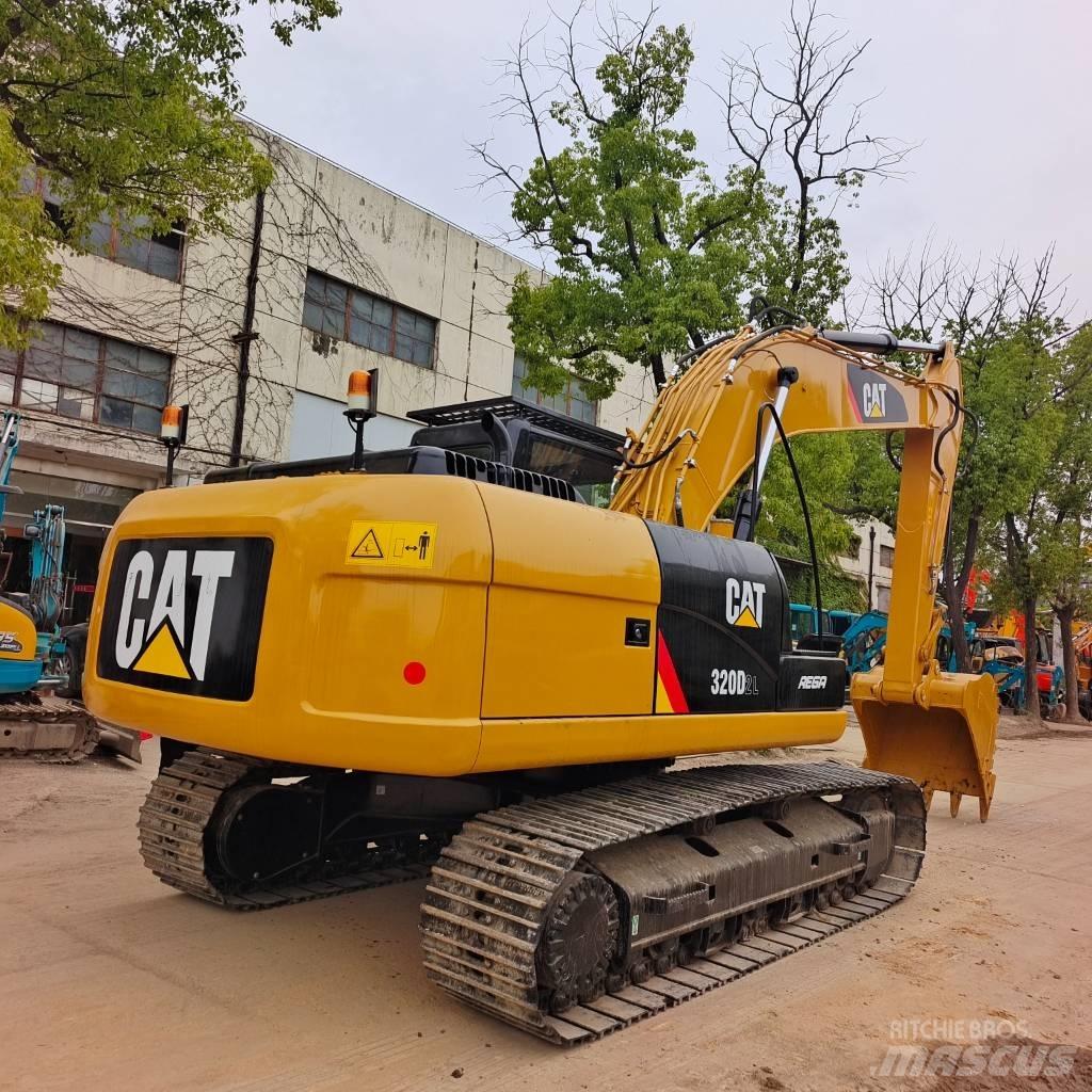 CAT 320 D2L Bageri gusjeničari