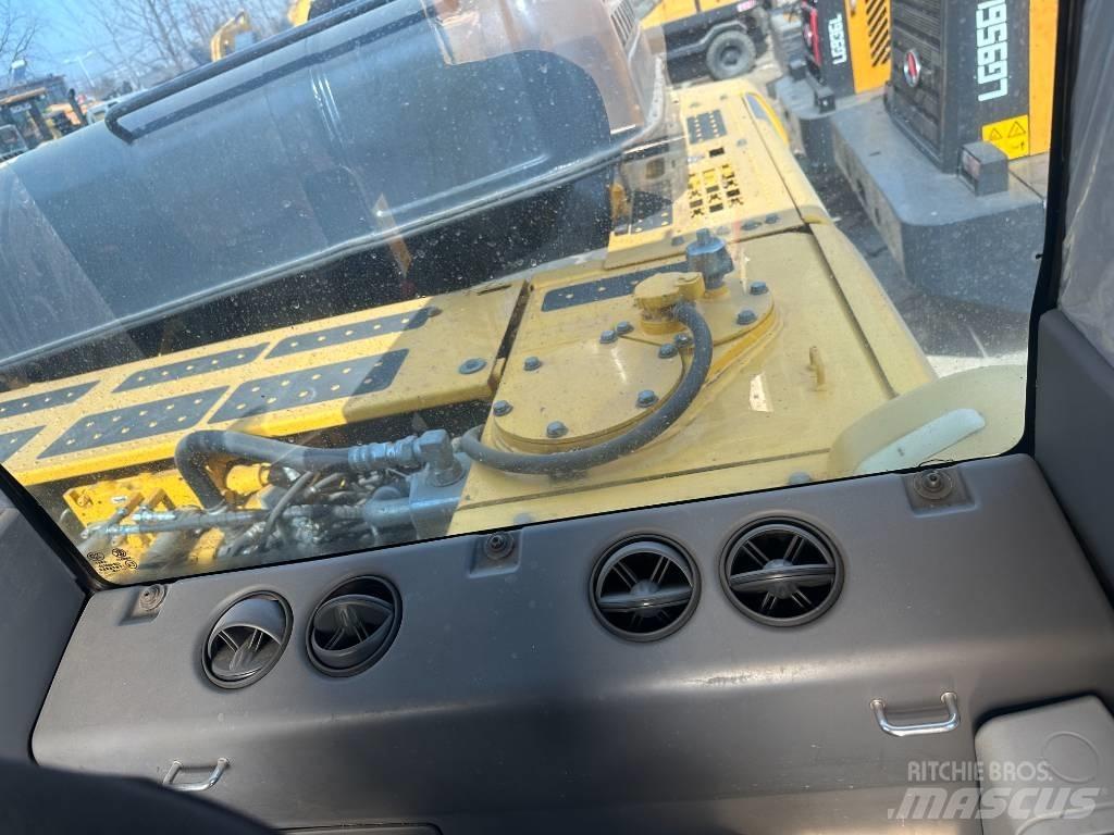 Komatsu pc360 Bageri gusjeničari