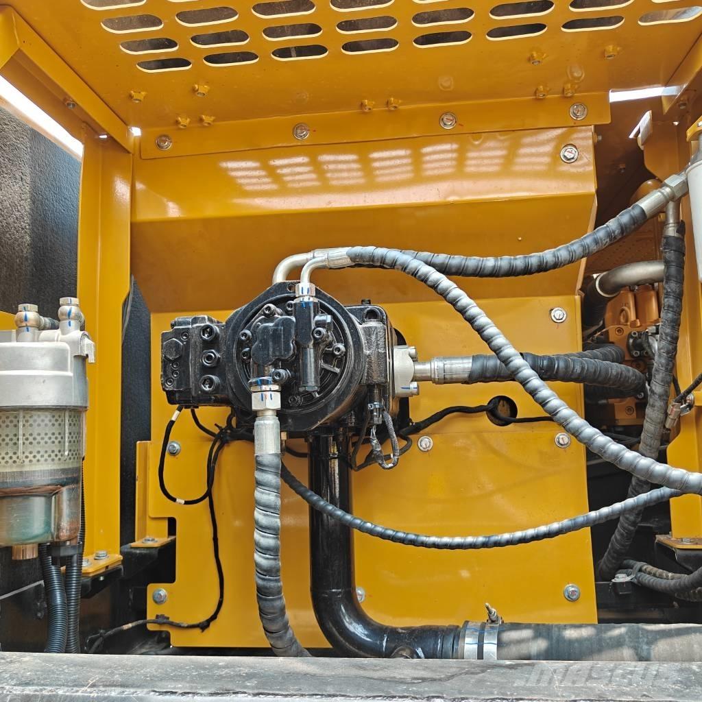 Sany 265C Bageri gusjeničari