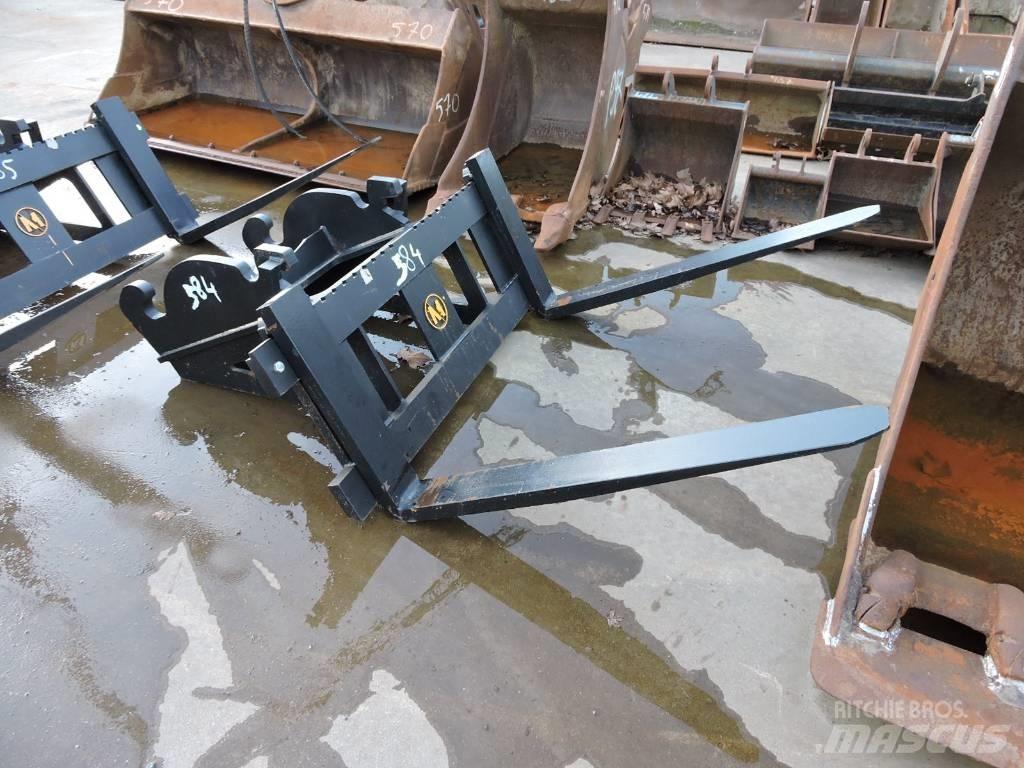  Palletvorken CW40 Rabljene dizalice za težak teren
