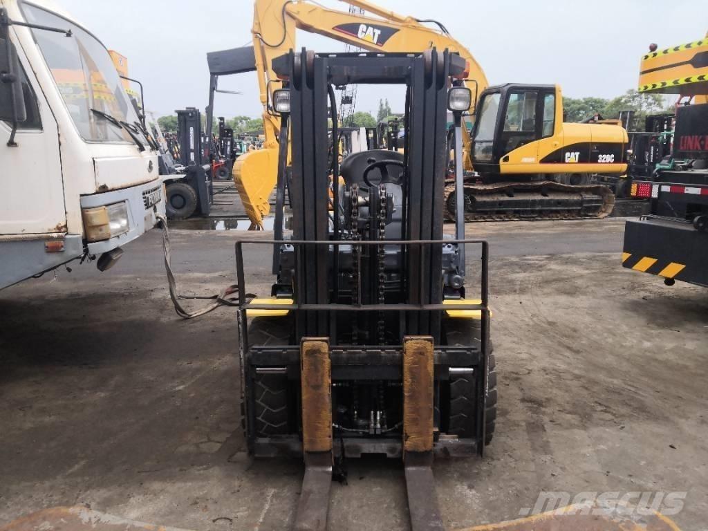 Komatsu 30 Dizelski viličari