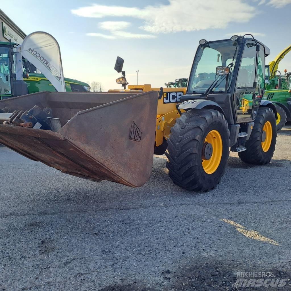 JCB 550-80 Poljoprivredni teleskopski utovarivači