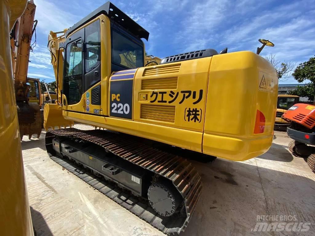 Komatsu PC220-7 Bageri gusjeničari