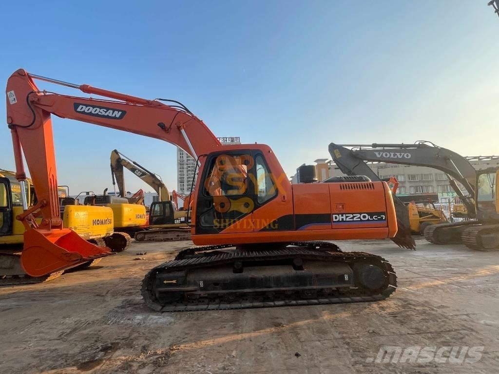 Doosan 220 LC-7 Bageri gusjeničari
