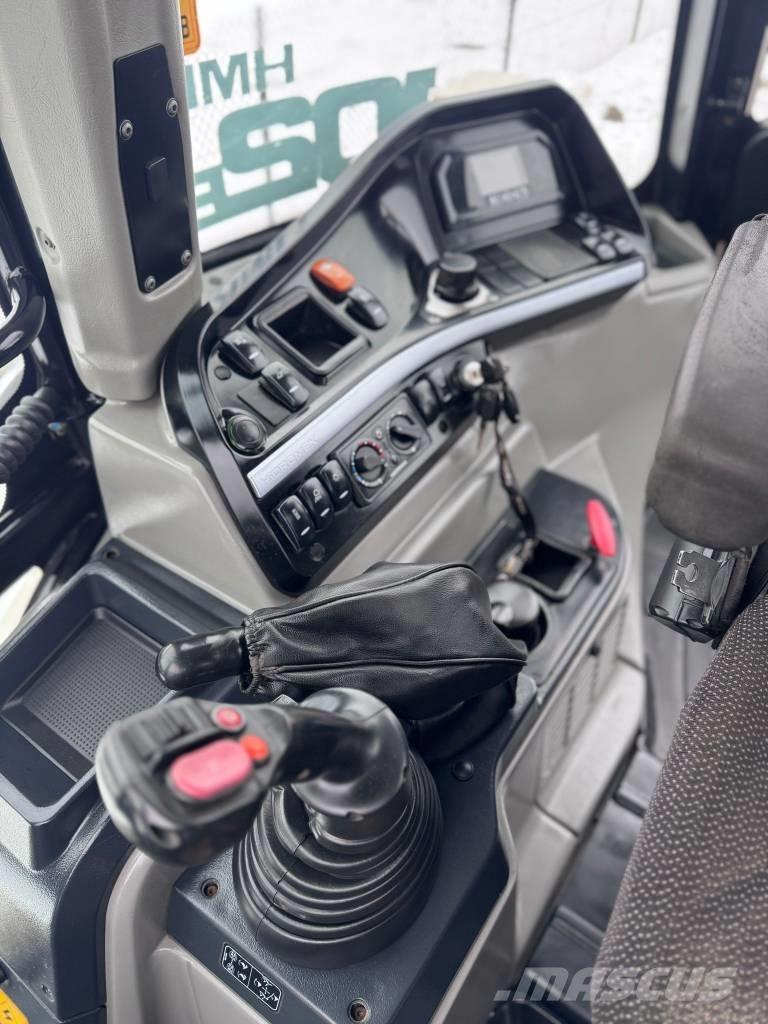 Hidromek HMK 102 B Utovarni rovokopači