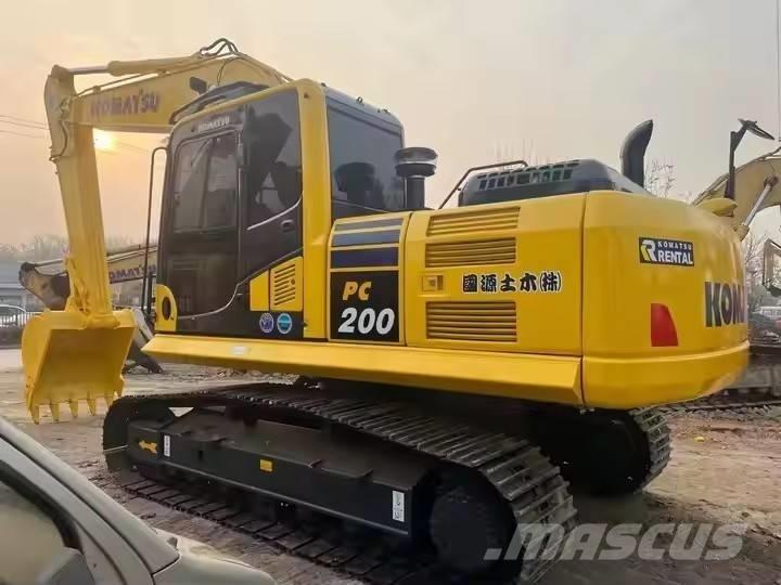 Komatsu PC 200 Bageri gusjeničari