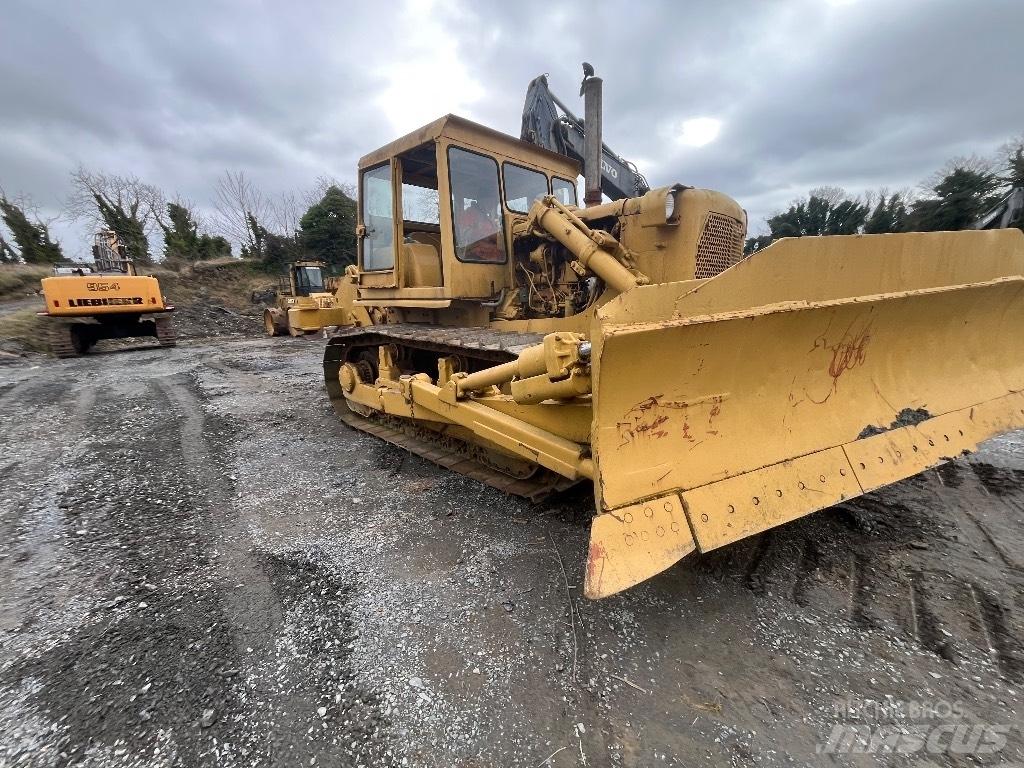 CAT D 7 Buldožeri gusjeničari
