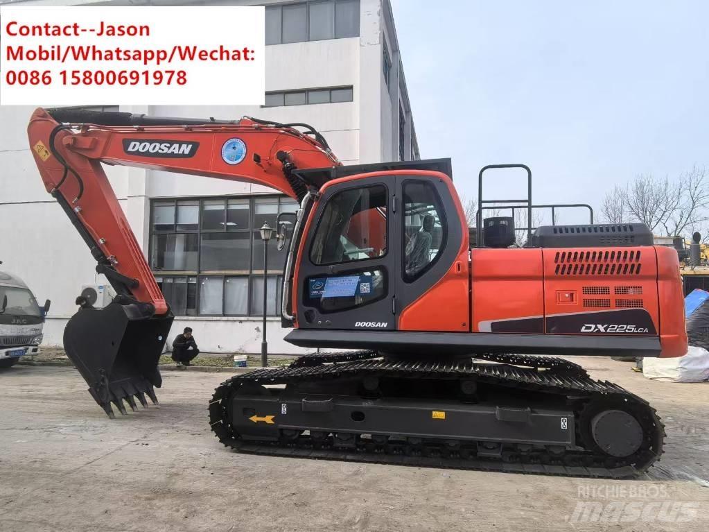 Doosan DX 225 LCA Bageri gusjeničari