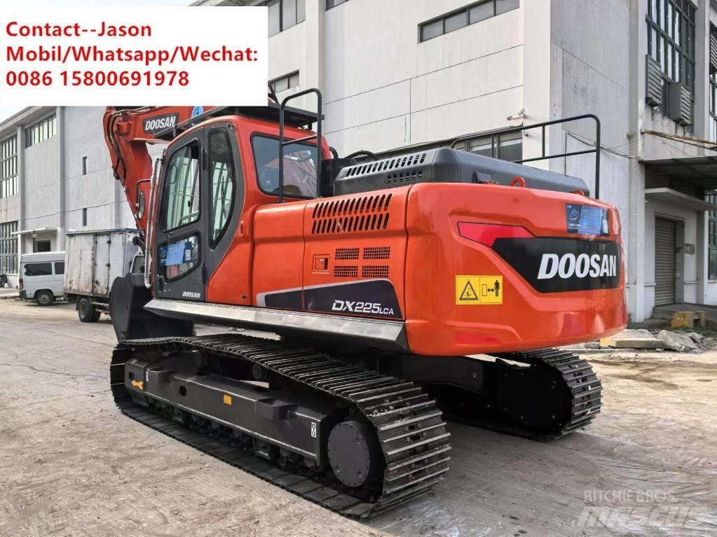 Doosan DX 225 LCA Bageri gusjeničari