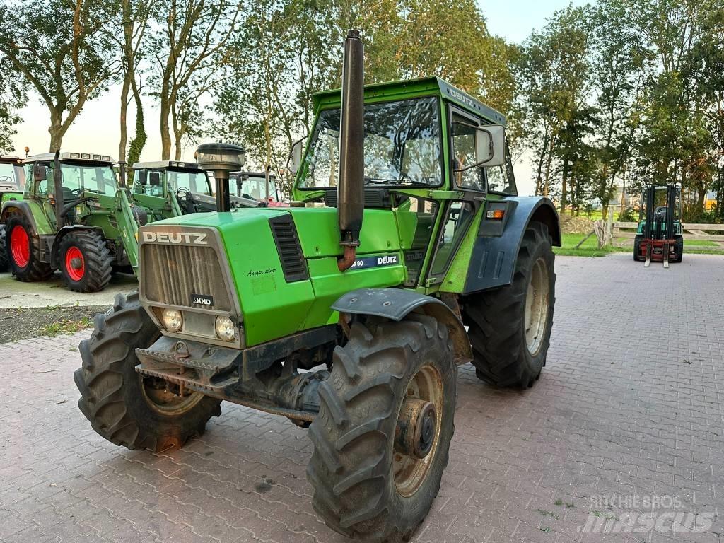 Deutz DX90 Traktori