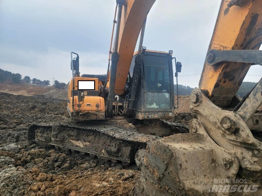 Hyundai HX 220 Bageri gusjeničari