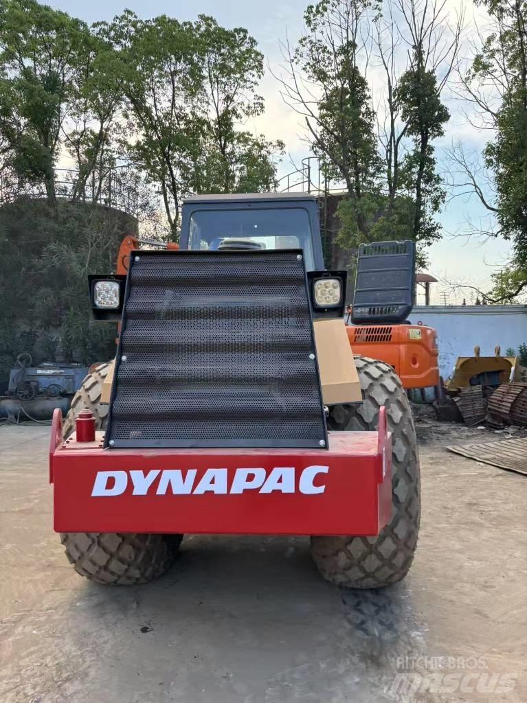 Dynapac CA 301 D Valjci sa dvojnim bubnjem