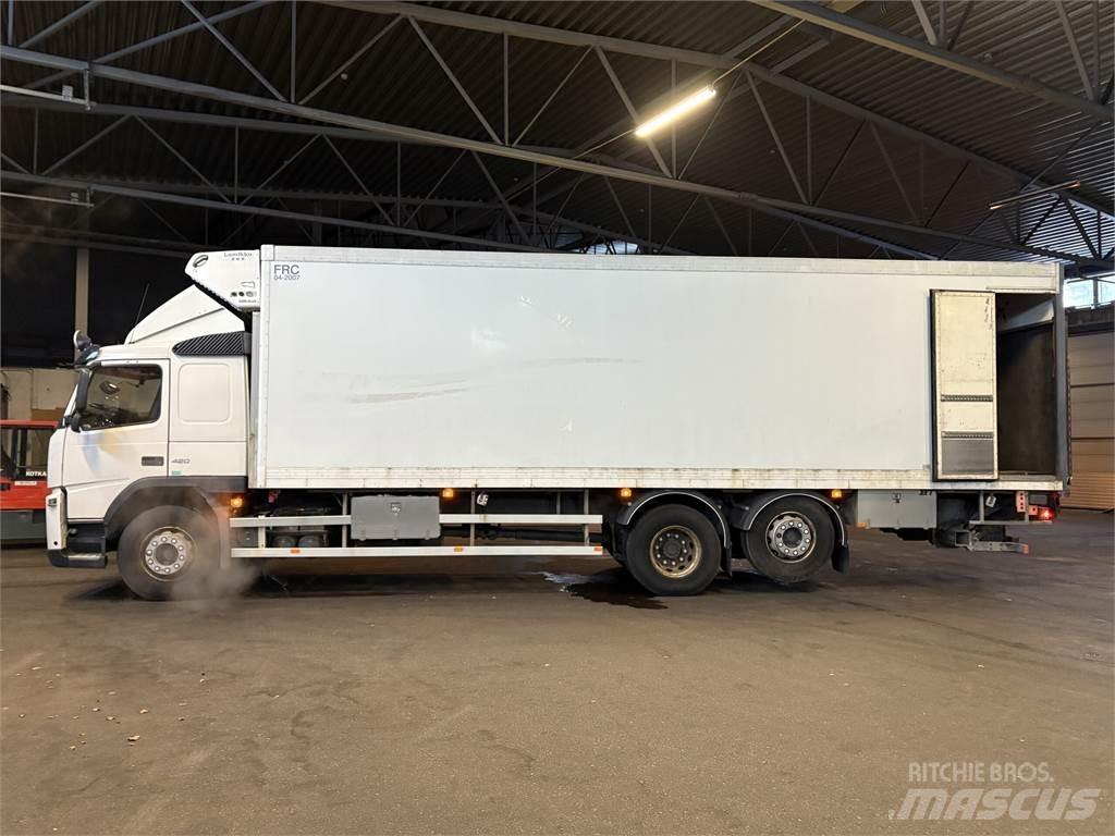 Volvo FM13 6x2 Sanduk kamioni