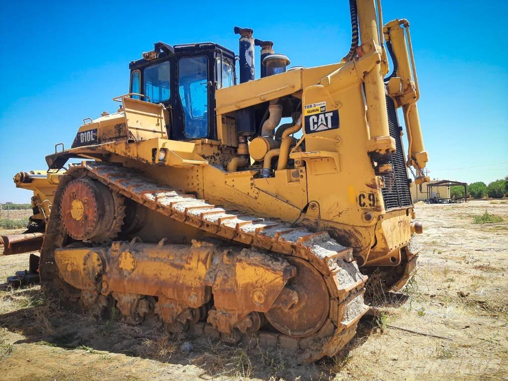 CAT D10 Buldožeri gusjeničari
