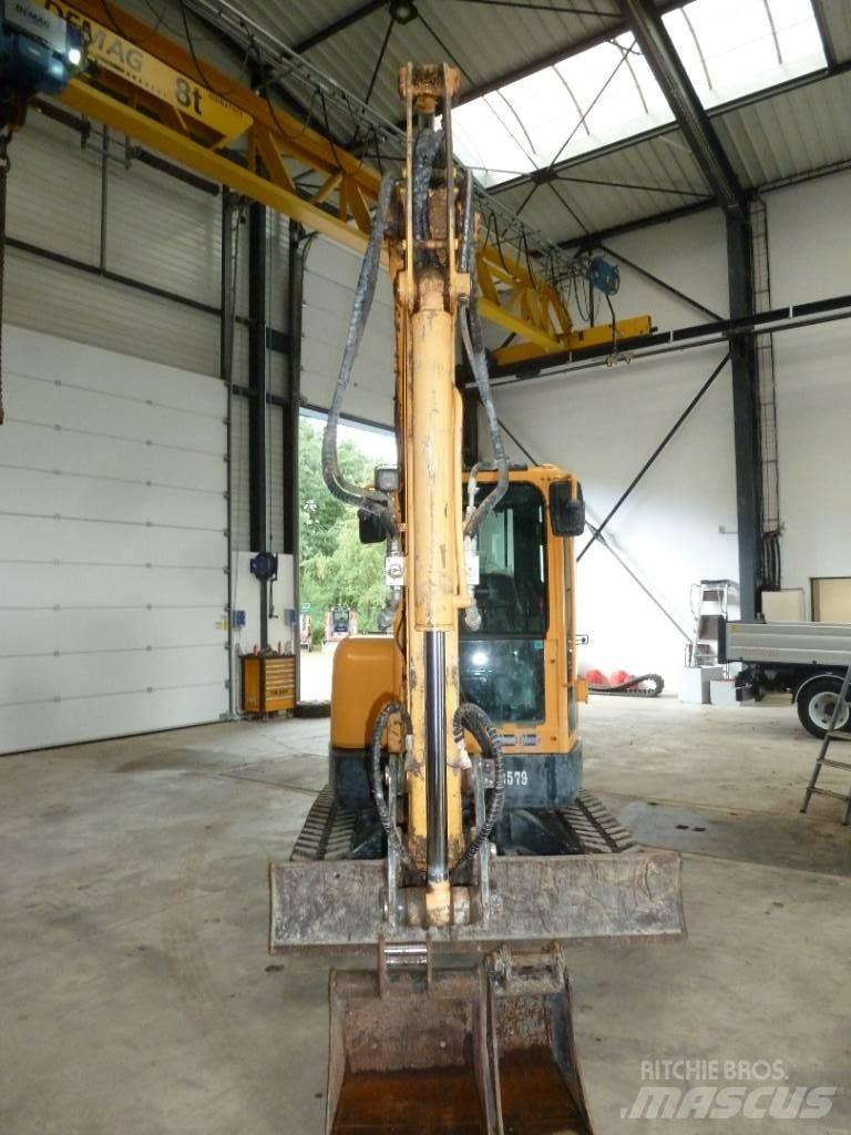 Hyundai R35Z-9 Mini bageri <7t