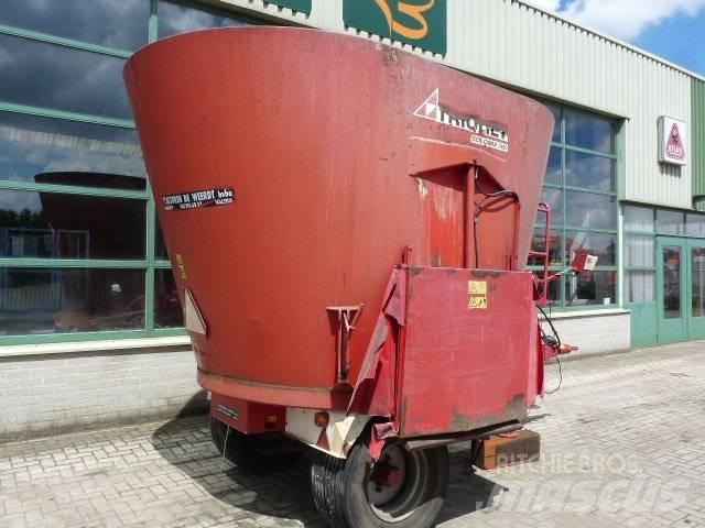 Trioliet SM-14 Hranilice za stoku