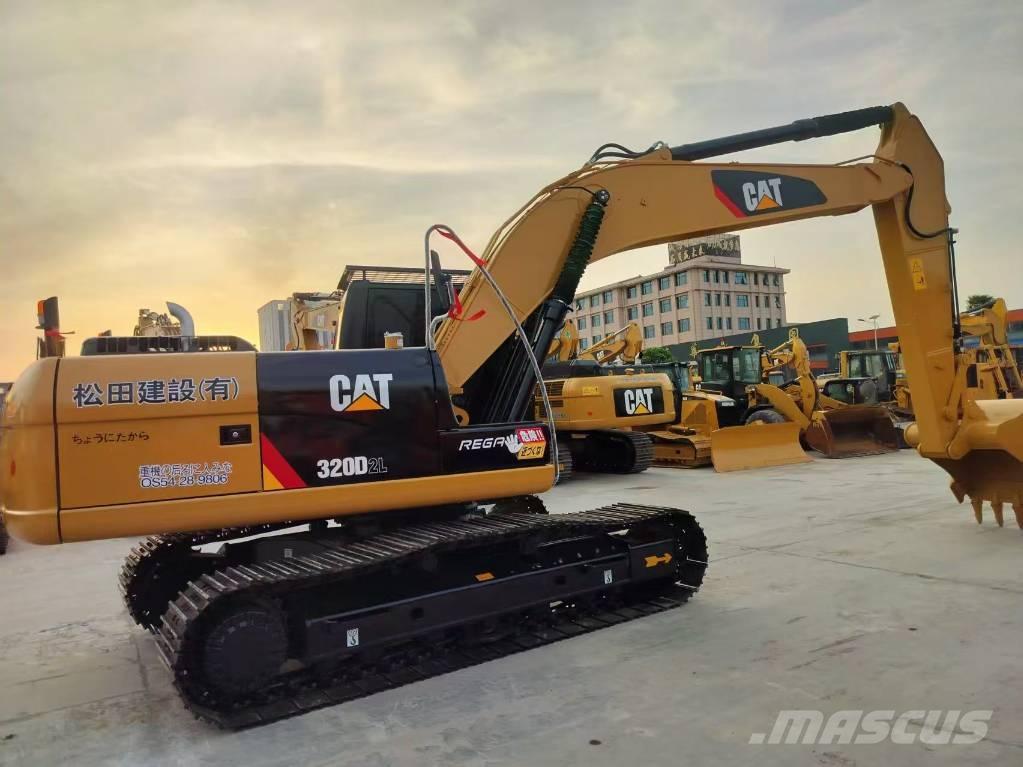 CAT 320 D2L Bageri gusjeničari
