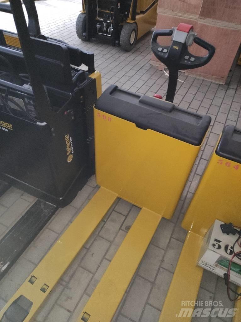Yale MP18 Nisko podizni električni viličar