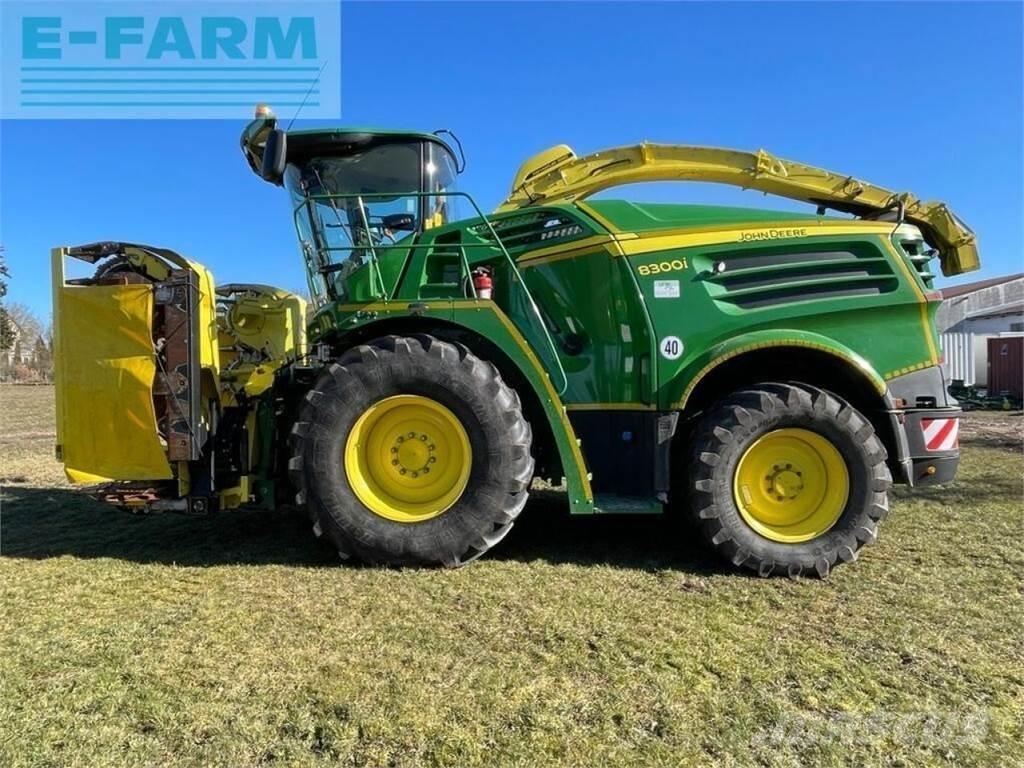 John Deere 8300 Strojevi za krmu na vlastiti pogon