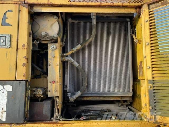 CAT 231 D Bageri gusjeničari