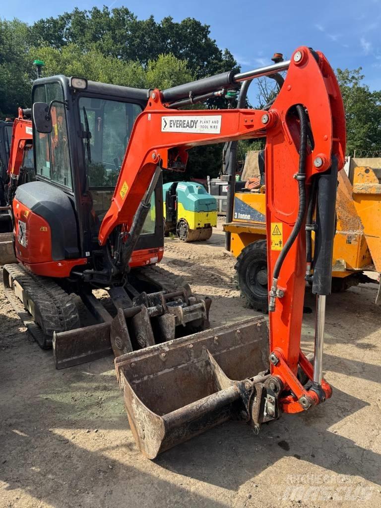 Kubota U 27-4 Mini bageri <7t