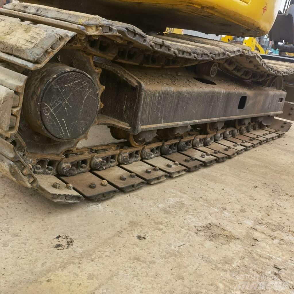 Komatsu PC78US-6 Bageri gusjeničari