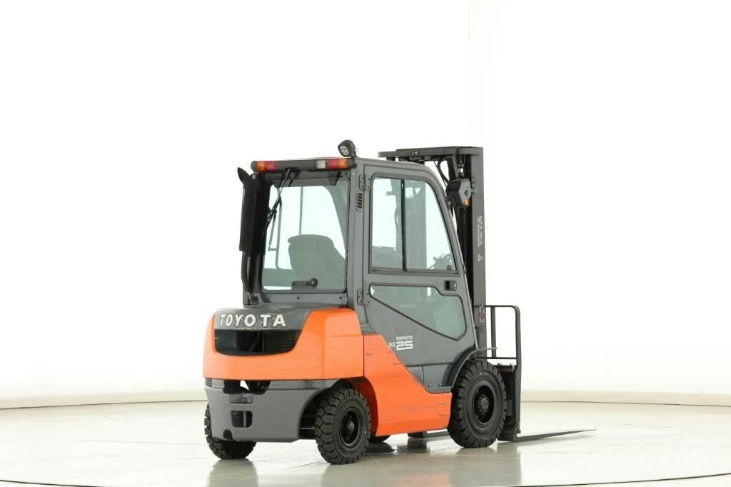 Toyota 02-8 FDF 25 Dizelski viličari
